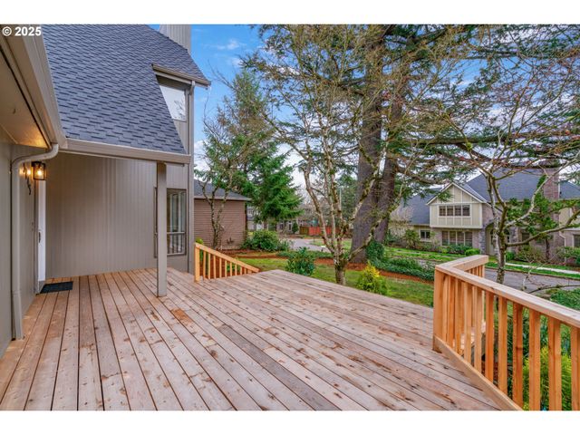 5845 RIDGETOP Ct, Lake Oswego, OR 97035