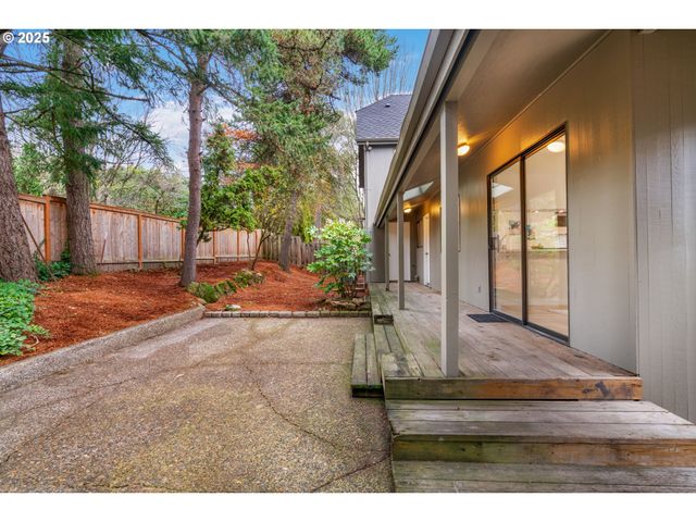 5845 RIDGETOP Ct, Lake Oswego, OR 97035