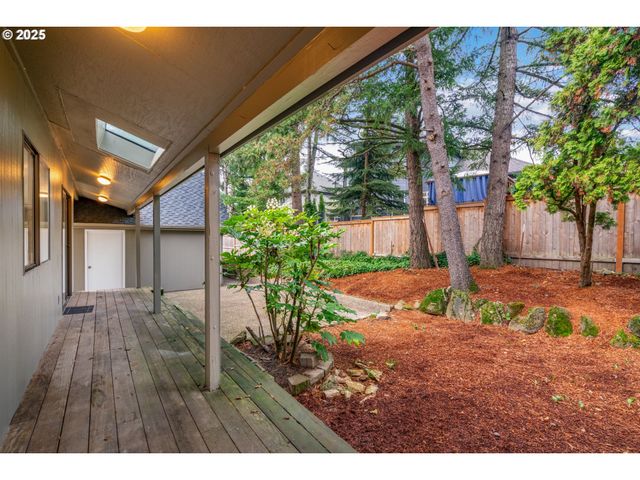 5845 RIDGETOP Ct, Lake Oswego, OR 97035