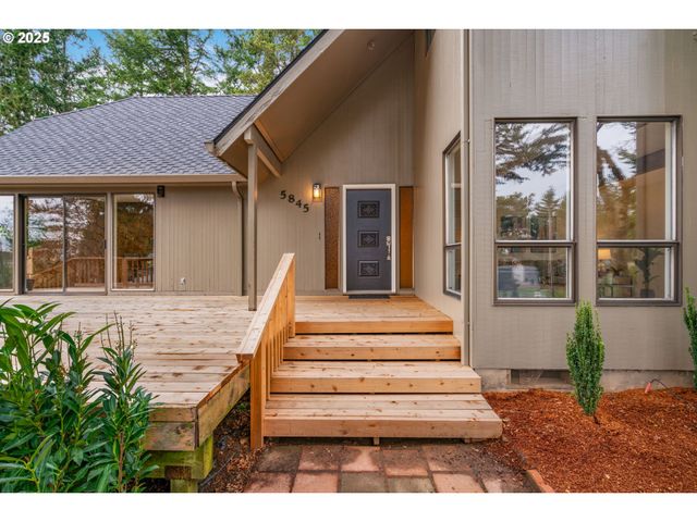 5845 RIDGETOP Ct, Lake Oswego, OR 97035