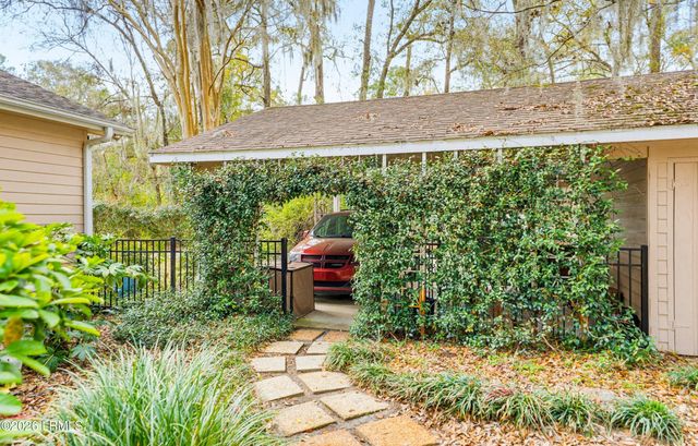 9 Spring Knob Circle, Beaufort, SC 29907