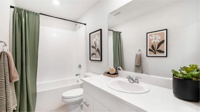 1277 Galaxy Way, Rialto, CA 92376