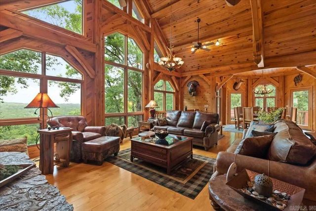 100 Trout Way, Judsonia, AR 72081