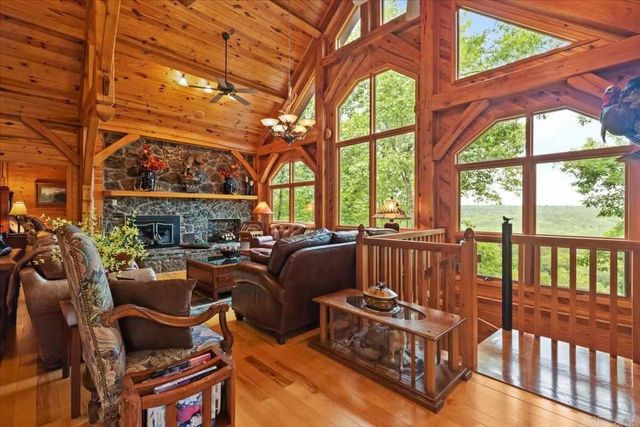 100 Trout Way, Judsonia, AR 72081