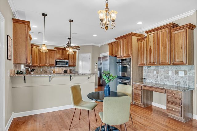 456 Summit Oaks Dr, Nashville, TN 37221