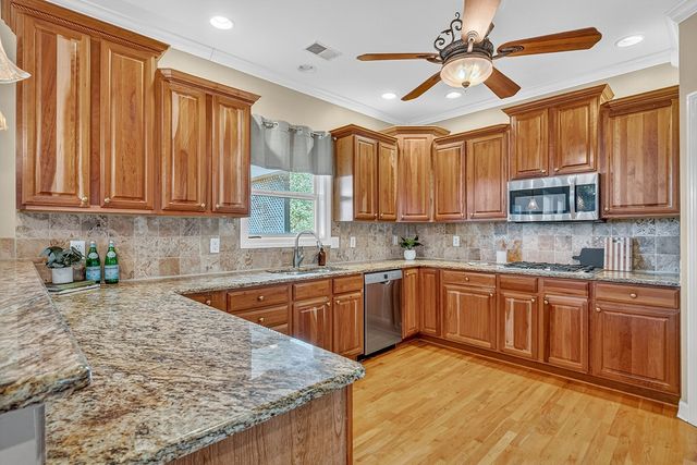 456 Summit Oaks Dr, Nashville, TN 37221