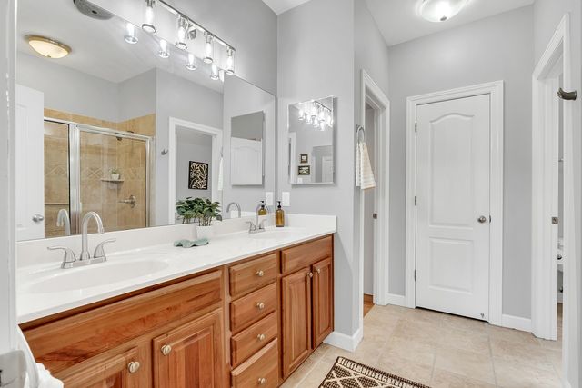 456 Summit Oaks Dr, Nashville, TN 37221