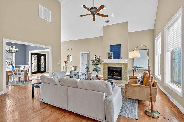 456 Summit Oaks Dr, Nashville, TN 37221