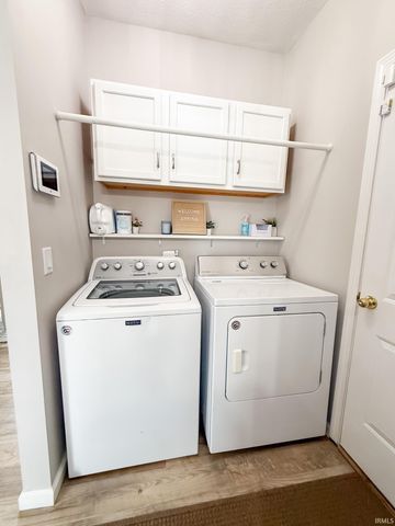 4018 Southampton Drive, Mishawaka, IN 46544