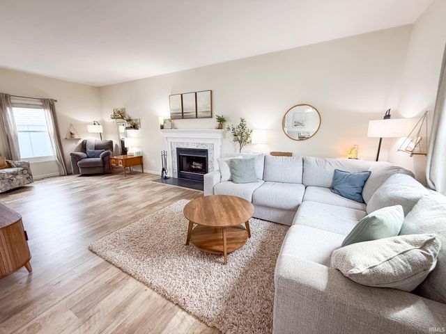 4018 Southampton Drive, Mishawaka, IN 46544