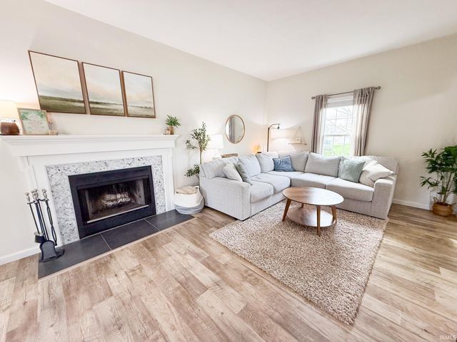 4018 Southampton Drive, Mishawaka, IN 46544