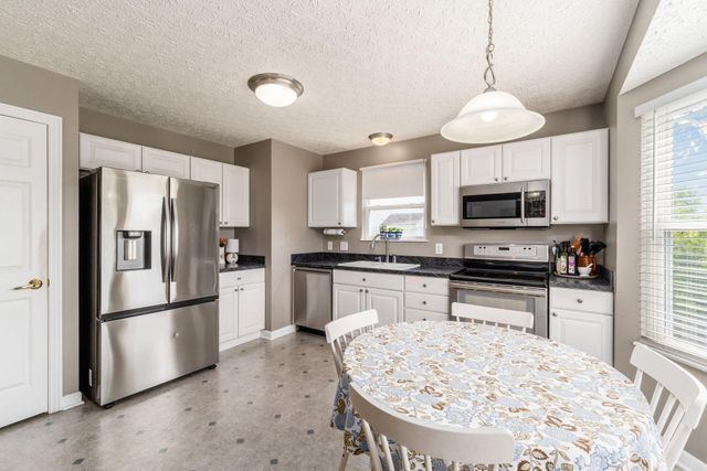 435 Vanderbuilt Street, Pickerington, OH 43147