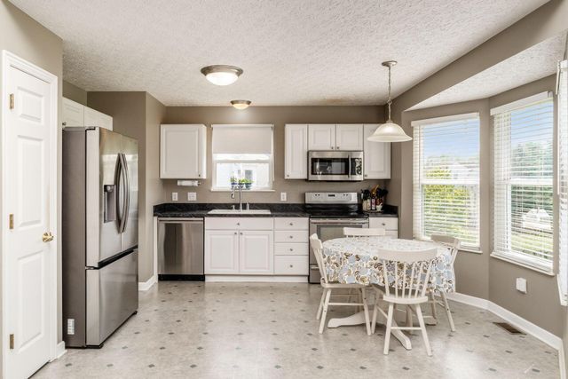 435 Vanderbuilt Street, Pickerington, OH 43147