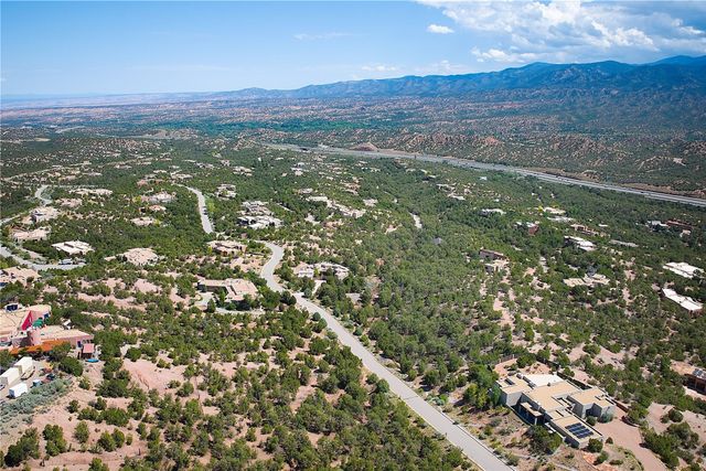 2928 Aspen View, Santa Fe, NM 87506