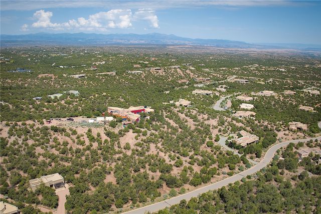2928 Aspen View, Santa Fe, NM 87506