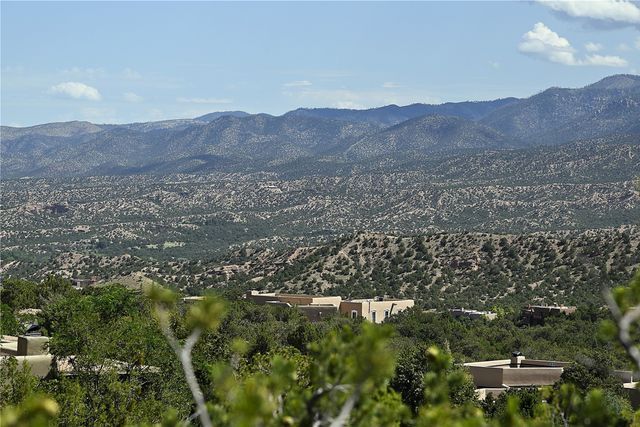 2928 Aspen View, Santa Fe, NM 87506