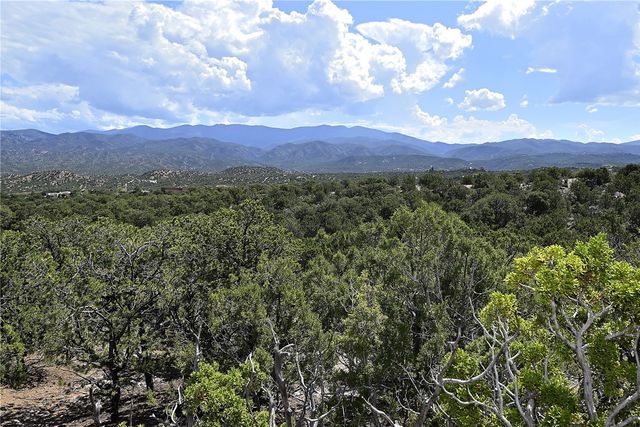 2928 Aspen View, Santa Fe, NM 87506