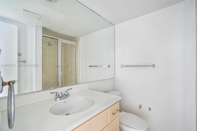 5600 Collins Avenue 7J, Miami Beach, FL 33140