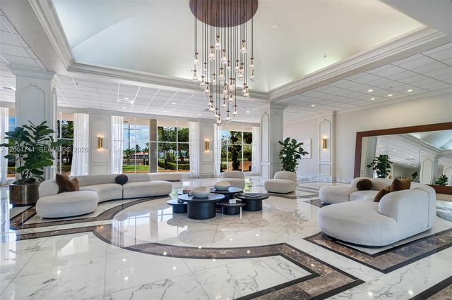 5600 Collins Avenue 7J, Miami Beach, FL 33140