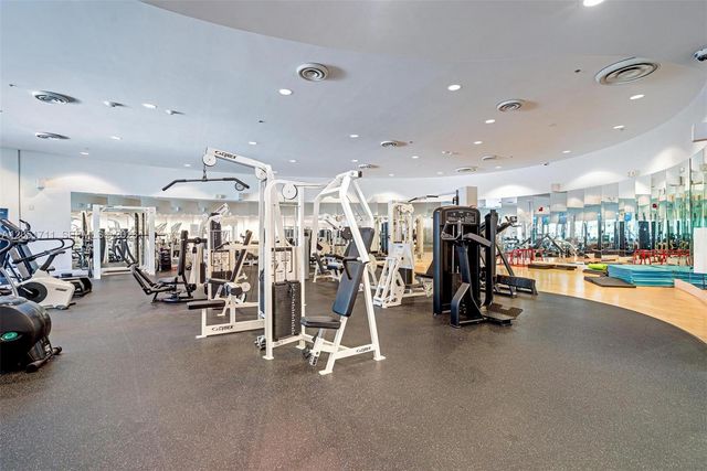 5600 Collins Avenue 7J, Miami Beach, FL 33140