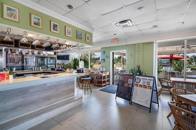 5600 Collins Avenue 7J, Miami Beach, FL 33140