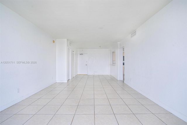 5600 Collins Avenue 7J, Miami Beach, FL 33140