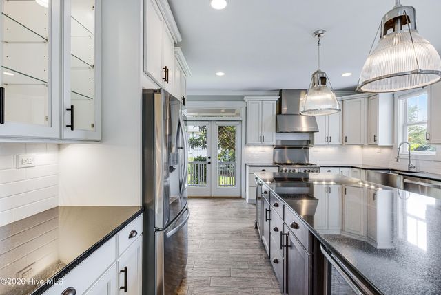 429 Cades Trail, Southport, NC 28461