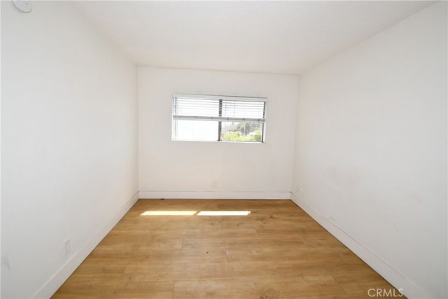 7104 san pedro, Los Angeles, CA 90003