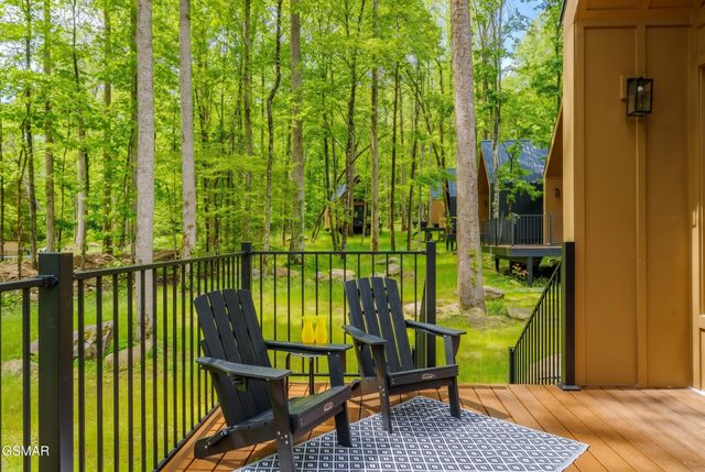 228 Braydens Way, Gatlinburg, TN 37738