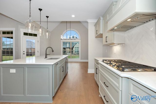 150 Lanwood Drive, Huntsville, AL 35811