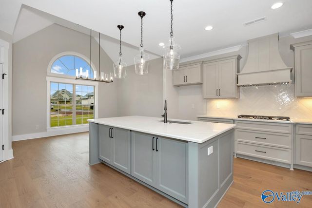 150 Lanwood Drive, Huntsville, AL 35811