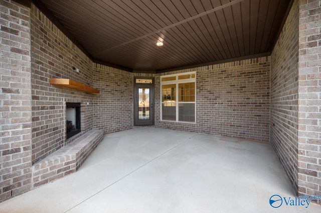 150 Lanwood Drive, Huntsville, AL 35811