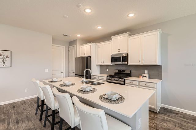 2372 SIRENA LANE, Mount Dora, FL 32757