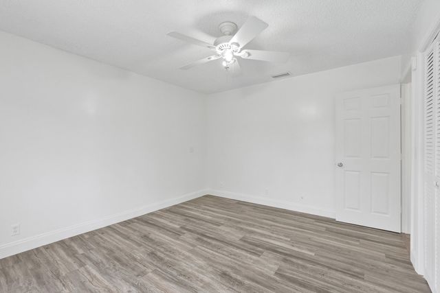 5127 E Woodstone Cir Circle E, Lake Worth, FL 33463