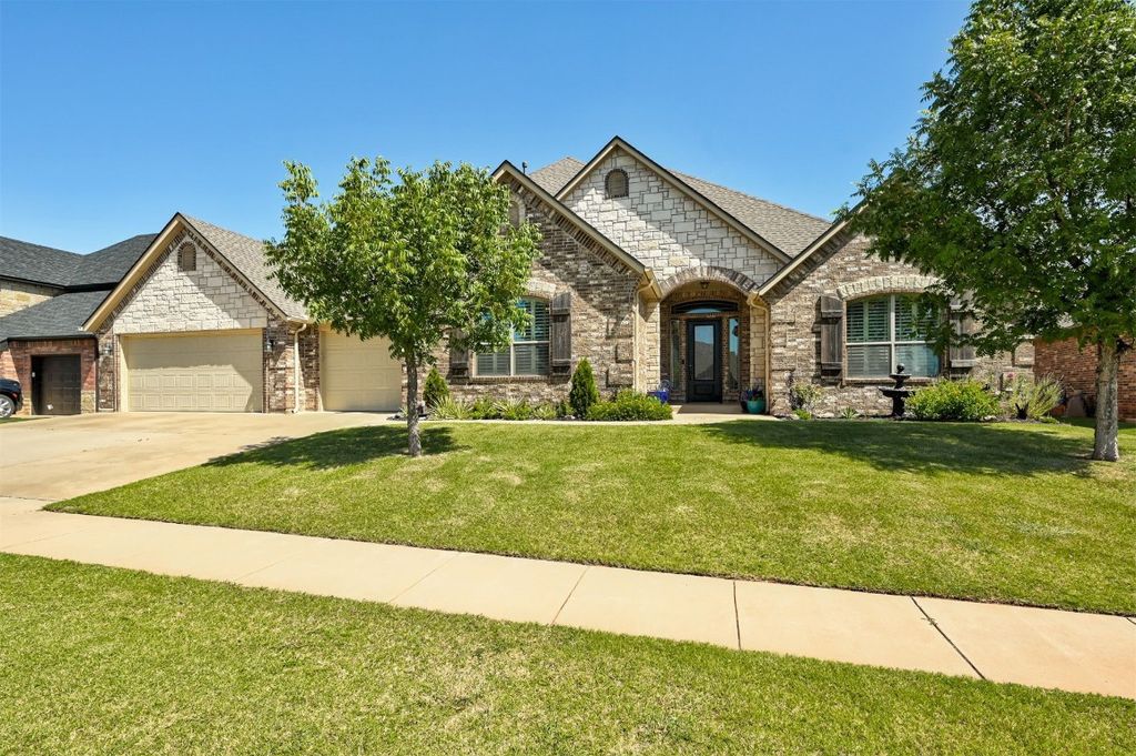 5205 NW 161st Terrace, Edmond, OK 73025