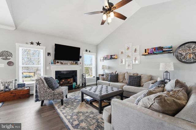 7808 FRYTOWN RD, Warrenton, VA 20187