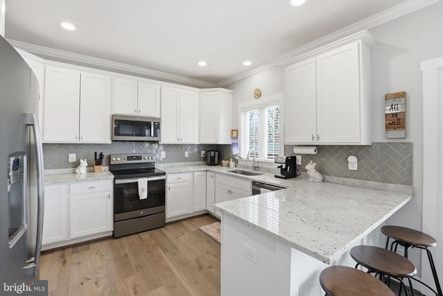 7808 FRYTOWN RD, Warrenton, VA 20187