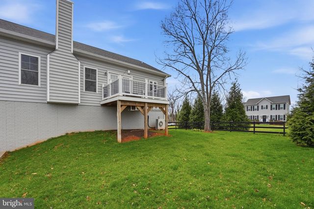 7808 FRYTOWN RD, Warrenton, VA 20187