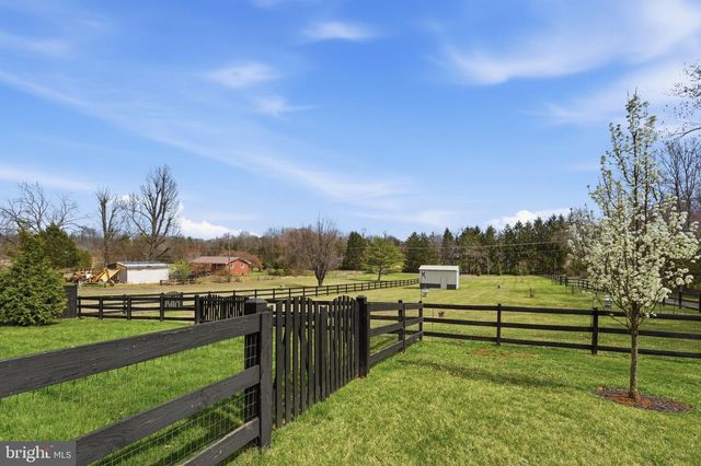 7808 FRYTOWN RD, Warrenton, VA 20187