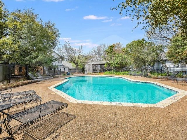 1411 GRACY FARMS LN 16, Austin, TX 78758