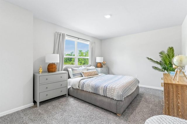 8641 Russellcross Blvd, Pensacola, FL 32507