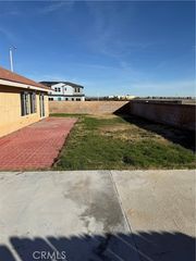 44762 Shadowcrest Drive, Lancaster, CA 93536