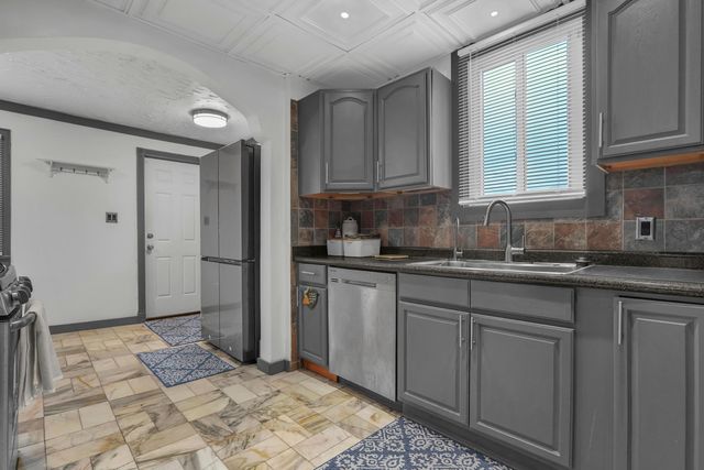 638 Wiltshire Road, Columbus, OH 43204