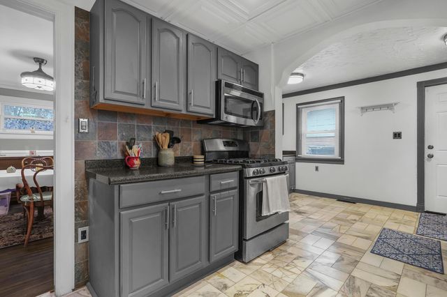 638 Wiltshire Road, Columbus, OH 43204