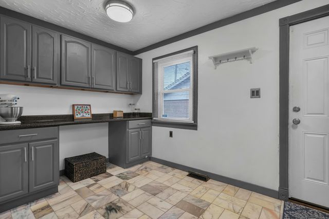 638 Wiltshire Road, Columbus, OH 43204