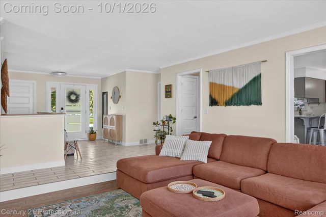 36471 Gardner Street S, Livonia, MI 48152