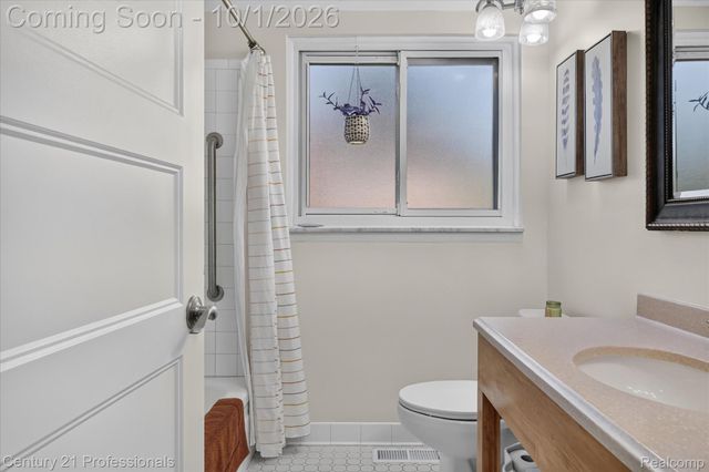 36471 Gardner Street S, Livonia, MI 48152