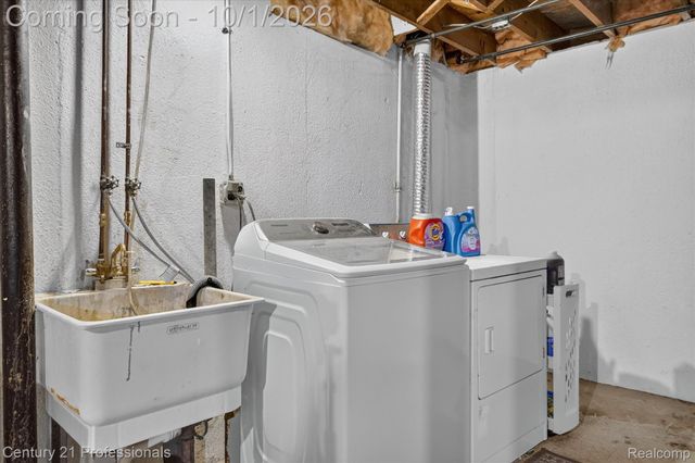 36471 Gardner Street S, Livonia, MI 48152