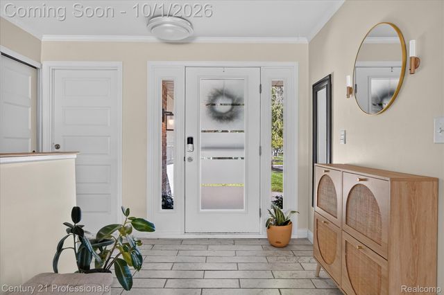 36471 Gardner Street S, Livonia, MI 48152