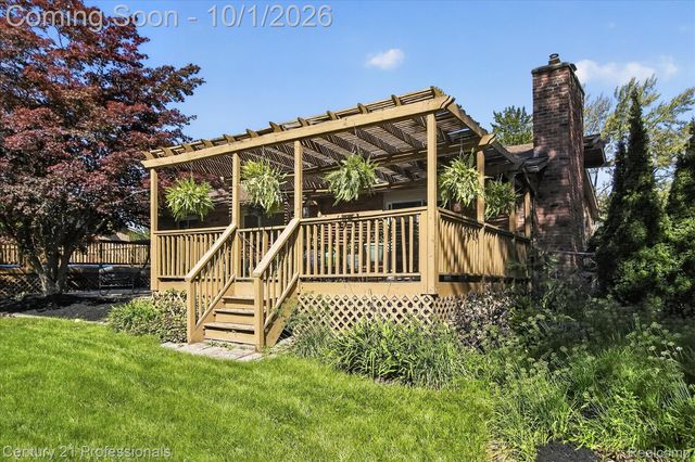 36471 Gardner Street S, Livonia, MI 48152